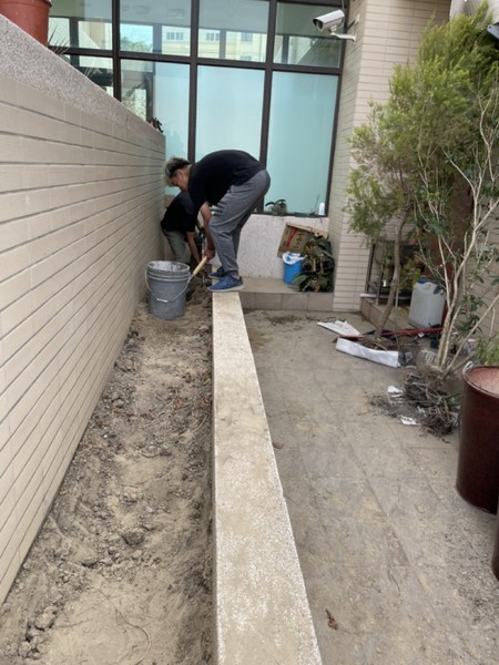 大甲花圃打除, 大甲打石拆除工程, 大甲裝潢拆除工程, 大甲RC牆打石工程, 大甲砌磚打牆, 大甲老屋拆除, 大甲房屋拆除, 大甲隔間牆打除
