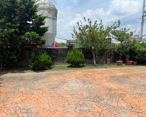 南投市鋸樹, 南投市除草