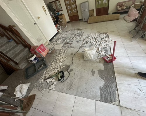 彰化地磚損壞修繕, 彰化磁磚破損修復, 彰化鋪地磚, 彰化貼磁磚, 彰化磁磚工程, 彰化地磚更換, 彰化爆裂修補, 彰化地磚隆起修繕, 彰化磁磚修補, 彰化地磚修補, 彰化化地磚修繕